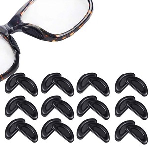 Cuscinetti Nasali in Silicone Ultra-Morbidi con Adesivo Antiscivolo per Occhiali <span class=keywords><strong>da</strong></span> Vista e <span class=keywords><strong>da</strong></span> <span class=keywords><strong>Sole</strong></span>, Nero e Bianco, Vendita all'Ingrosso - Product Image 3