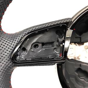 Volant en cuir perforé à fond plat avec surpiqûres rouges pour <span class=keywords><strong>Audi</strong></span> A3 A4L A5 Q3 Q5 Q7, type D, personnalisation du volant - Product Image 4