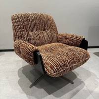 Fauteuil de détente moderne en lin, dossier capitonné en éponge douce, pieds en métal, fauteuil inclinable pour salon, hôtel, villa