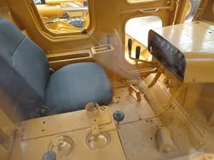 Bulldozer Caterpillar D7G de Segunda Mano, Usado, Original de Japón, Modelo 2020, Motor Diésel de 140HP - Product Image 5