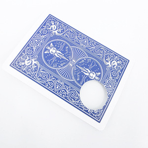 Loupe en forme de carte : petit trou qui devient grand trou, grossissement du petit trou. Accessoires de magie de cartes Kingmagic, spectacle de magie de close-up. - Product Image 5