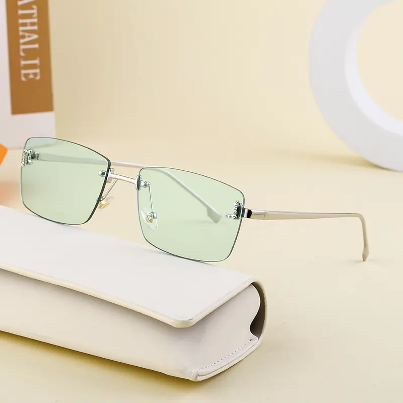 फैशन स्क्वायर रिम्लेस धूप के चश्मे थोक नए चश्मे उच्च गुणवत्ता वाले उवी 400 संरक्षित ब्रांडेड धूप का चश्मा