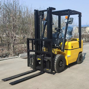Montacargas Diésel con Elevación de <span class=keywords><strong>3000</strong></span> a 8000 mm y Desplazador Lateral en Venta - Product Image 1