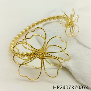 All'ingrosso Set di gioielli in acciaio inox per le donne oro placcato collana bracciale orecchini anello-accessori moda - Product Image 1