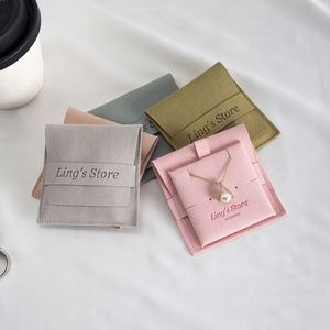 Pochette à bijoux de luxe carrée pliable à double face en velours avec bouton-pression, en microfibre, pour colliers et boucles d'oreilles, logo personnalisé, recyclable - Product Image 4