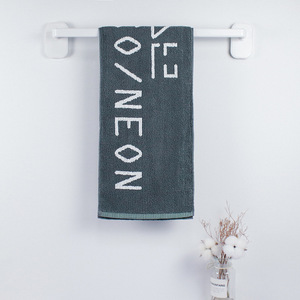 Serviette de sport personnalisée en coton 100% OEKO-TEX, logo personnalisé, serviettes de sport pour la salle de sport, 39*10 pouces, ODM/OEM, jacquard, séchage rapide - Product Image 3