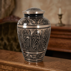 Urna Funeraria de Metal, Hecha a Mano, Grabada, Recuerdo Conmemorativo, Redonda, para Mesa, para Cenizas de Adultos, Diseño Personalizado - I H C - Product Image 1