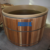 Swankia Baignoire Spa Carrée Extérieure en Cèdre Canadien au Design Moderne, Chauffée au Bois, Autoportante, Installation Facile, 60 Jets, Garantie 1 An