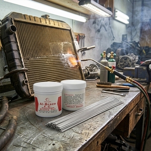 Polvo <span class=keywords><strong>de</strong></span> fundente para soldadura <span class=keywords><strong>de</strong></span> aluminio, listo para usar, ecológico, soluble en agua, compatible con antorchas <span class=keywords><strong>de</strong></span> oxíacetileno para radiadores <span class=keywords><strong>de</strong></span> aluminio <span class=keywords><strong>de</strong></span> automóviles - Product Image 1
