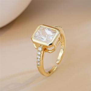 Anello quadrato regolabile in stile pietra, design elegante per l'uso quotidiano - Product Image 4
