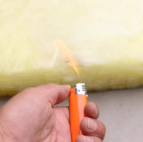 Le <span class=keywords><strong>prix</strong></span> <span class=keywords><strong>des</strong></span> rouleaux d'<span class=keywords><strong>isolation</strong></span> en fibre <span class=keywords><strong>de</strong></span> verre <span class=keywords><strong>de</strong></span> feuille d'aluminium <span class=keywords><strong>de</strong></span> 50mm et 80mm d'épaisseur et <span class=keywords><strong>de</strong></span> la laine <span class=keywords><strong>de</strong></span> verre pour <span class=keywords><strong>l</strong></span>'<span class=keywords><strong>isolation</strong></span> du toit et <span class=keywords><strong>des</strong></span> murs - Product Image 5