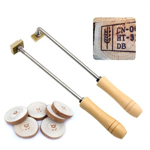 Moule en cuivre personnalisé en usine avec manche en bois pour le marquage à chaud du cuir, du bois, du pain et des gâteaux - Product Image 5