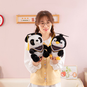 <span class=keywords><strong>Professor</strong></span> Panda e pinguino giocattoli di peluche laurea a tema poliestere morbido con cotone PP riempito regalo perfetto per gli studenti - Product Image 5