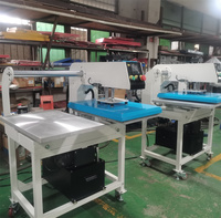 Mesin Press Panas Semi-Otomatis Dual Tray Pneumatik Udara untuk Sublimasi Seluruh Permukaan Masker dan Pakaian Kaos dengan Teknik Embossing, Ukuran P 16 X 24