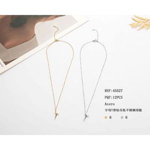 Collana con Ciondolo a Forma di Lettera T con Diamante, Gioiello Minimalista in Acciaio Inossidabile per Donne - Product Image 1