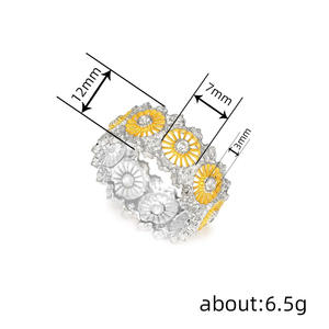 Anello con Grappolo di Fiori T0405 in Argento 925 con Diamante Taglio Brillante Rotondo e Incastonatura a Pavé, Gioiello Unisex per Uso Quotidiano - Product Image 5
