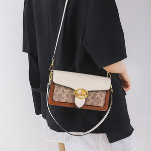 Klassieke retro damestas van kunstleer, kleine vierkante vorm, hoogwaardige en modieuze stijl.600 - Product Image 2