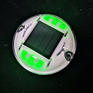 ไฟส่องถนนแบบโซลาร์ 6LED ทนทานต่อรังสียูวี ป้องกันแสงสะท้อน ไฟ LED สำหรับพื้นผิวทำจาก PC กันน้ำระดับ IP68 ใช้แบตเตอรี่แบบชาร์จไฟได้ เหมาะสำหรับใช้งานกลางแจ้ง - Product Image 5