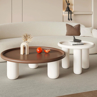 Meubles de salon au design simple Table à thé nordique élégante en bois Support de sol de luxe Table basse à dessus rond