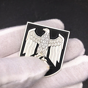 Insignias Personalizadas para Miembros de Clubes - Pines Bordados/Esmaltados con Logotipo para Eventos Corporativos, Premios de Lealtad, Regalos <span class=keywords><strong>VIP</strong></span> - Product Image 1