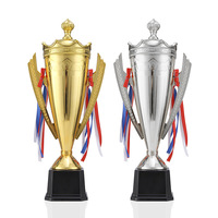 Trophées sportifs créatifs en plastique pour la compétition de football et de basketball, vente en gros d'usine, nouveaux modèles, pour cadeaux de bienvenue