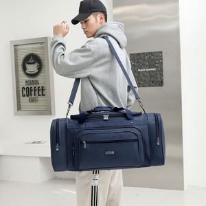 Sac de Voyage Portable Grande Capacité Multi-Fonctionnel avec Bandoulière, Fermeture Éclair, Logo Personnalisé, Style Yoga et Gym, Durable et Pliable - Product Image 4