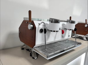 Máquina de Procesamiento de Café, Totalmente Automática, Comercial, de Grano a Taza - Product Image 3