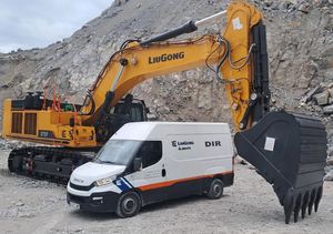 Excavadora Liugong 975F, Excavadora Móvil de 78 Toneladas, Excavadora Hidráulica Equipada con Sistema de Control Hidráulico y Repuestos Gratuitos - Product Image 5