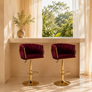 Elegante Sgabello da Bar Girevole Regolabile in Velluto Rosso Plissettato per Pub, Club, Ricevimenti di Nozze e Arredamento - Product Image 1