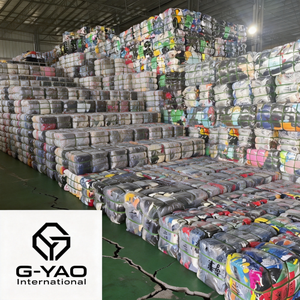 Fornitura all'ingrosso di balle di <span class=keywords><strong>abbigliamento</strong></span> usato autunnale da donna e da <span class=keywords><strong>uomo</strong></span> dalla Cina, per rivendita, esportazione e mercato di seconda mano, senza campioni. - Product Image 1