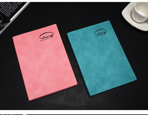 สมุดแพลนเนอร์ปกหนัง PU แบบเย็บเข้าเล่ม ขนาด A5 ราคาประหยัด สำหรับโปรโมชั่นจากโรงงาน (OEM)  100 แผ่น ปรับแต่งได้ ยี่ห้อ Yungbuck - Product Image 1