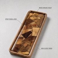 Plateau de service personnalisé en résine irrégulière et bois d'acacia avec logo sur mesure – Design classique, durable, écologique, fait main, de luxe