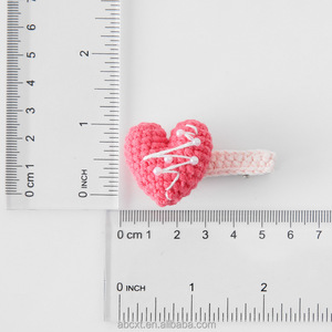 Barrette à cheveux en forme de <span class=keywords><strong>cœur</strong></span> rose tricotée à <span class=keywords><strong>la</strong></span> <span class=keywords><strong>main</strong></span> pour bébés filles, portable et tendance - Product Image 5