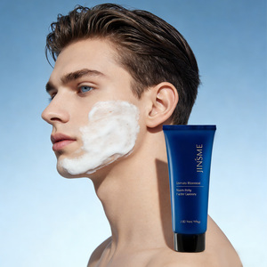 Nettoyant moussant à la vitamine C en marque propre, acide hyaluronique, acide glycolique pour le nettoyage quotidien du visage des hommes, contrôle du sébum, nettoyage des pores - Product Image 1