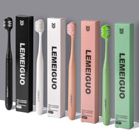Brosse à dents souple pour adultes, couleur bonbon, avec fil spiralé, prix de gros, emballage individuel pour usage domestique