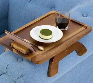 2023 di vendita calda in legno divano tazza Snack supporto vassoio Acacia divano bracciolo tavolino in bambù divano