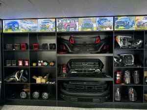 Venta de fábrica <span class=keywords><strong>4x4</strong></span> Santorini negro neumático de <span class=keywords><strong>repuesto</strong></span> cubierta de <span class=keywords><strong>rueda</strong></span> apto para Defender 2020 cubierta de <span class=keywords><strong>rueda</strong></span> de <span class=keywords><strong>repuesto</strong></span> - Product Image 6