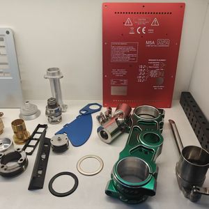 Usinage de haute précision par tournage CNC et électroérosion à fil pour la fabrication de raccords de capteur de filetage en acier inoxydable, boulons, tuyaux flexibles, raccords mâle-femelle - Product Image 2