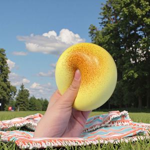 Jouet Squishy en PU à Rebond Lent en Forme de Mochi au Lait Simulé, Cadeau Anti-Stress pour Enfants et Adultes, Apporte une Bonne Humeur - Product Image 3