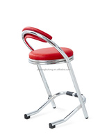 Chaise de bar en cuir rouge à prix bon marché avec cadre en métal pour la maison bar hôtel salle à manger utilisation en plein air sous-sol