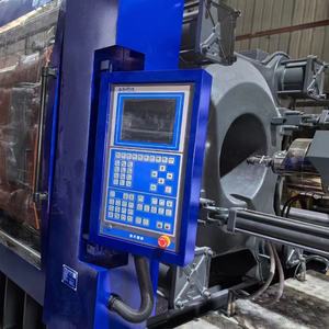 Sistema Servo Híbrido Horizontal <span class=keywords><strong>Haitian</strong></span> MA900III Económico para Inyector de Plástico, con PLC, Motor, Bomba y Tornillo de 36mm, 139g - 90% Nuevo - Product Image 6