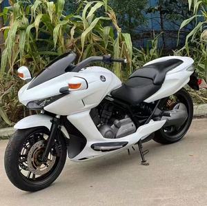 Motocicleta Honda1 DN01 Auto Gear Cruiser Low, Asiento Ergonómico de 690 mm, Estilo SportTouring - Product Image 3