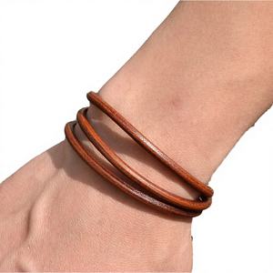 Bracelets vintage pour femmes en cuir véritable, simples, en cuir de vache brun, bouton neutre, style hip-hop punk, accessoires, bijoux tissés à la main - Product Image 4