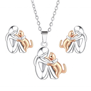 <span class=keywords><strong>Collana</strong></span> <span class=keywords><strong>con</strong></span> Ciondolo in Acciaio Inossidabile a Forma di Gattino, Trendy e Creativa, Ideale per Feste Femminili - Product Image 1