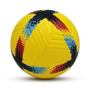 Machine de ballon de football en cuir PU léger classique cousue pour la compétition d'entraînement Great Touch Reliable Bounce Thermal Bonded - Product Image 6