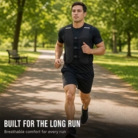Gilet de course en maille polyester respirante avec poches pour bouteilles et poches pour téléphone, sangles réfléchissantes réglables pour marathon et randonnée