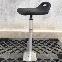 Chaises hautes en plastique pivotantes en forme de triangle pour bateau à moteur