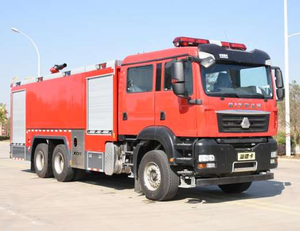 Automezzo Antincendio Sinotruk 6x4 con Serbatoio da 7001-10000L, Emissioni EURO 5, Ampiamente Utilizzato da <span class=keywords><strong>Vigili</strong></span> <span class=keywords><strong>del</strong></span> <span class=keywords><strong>Fuoco</strong></span>, Petrochimici, Porti/Marinai - Product Image 2