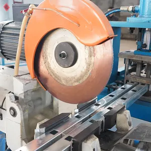 Poinçonneuse de trous de tuyaux automatique hydraulique CNC Fournisseur de poinçonneuses de tuyaux hydrauliques