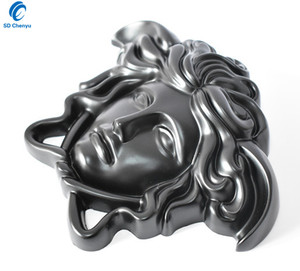 Etichetta decorativa a forma di testa di Medusa umana nera opaca per mobili - Product Image 5
